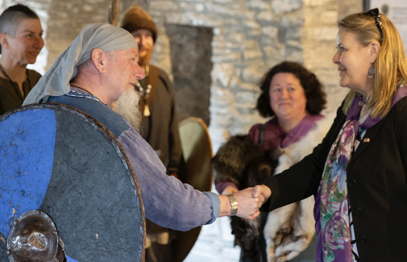Déise Medieval meeting the Norwegian Ambassador